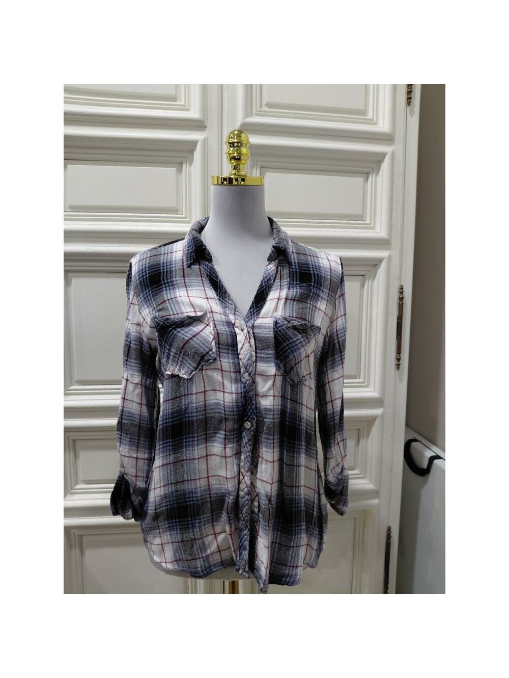 Womens flannel soft size small black and white blue burgundy
